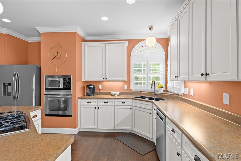 Fairfield Manor - Residential