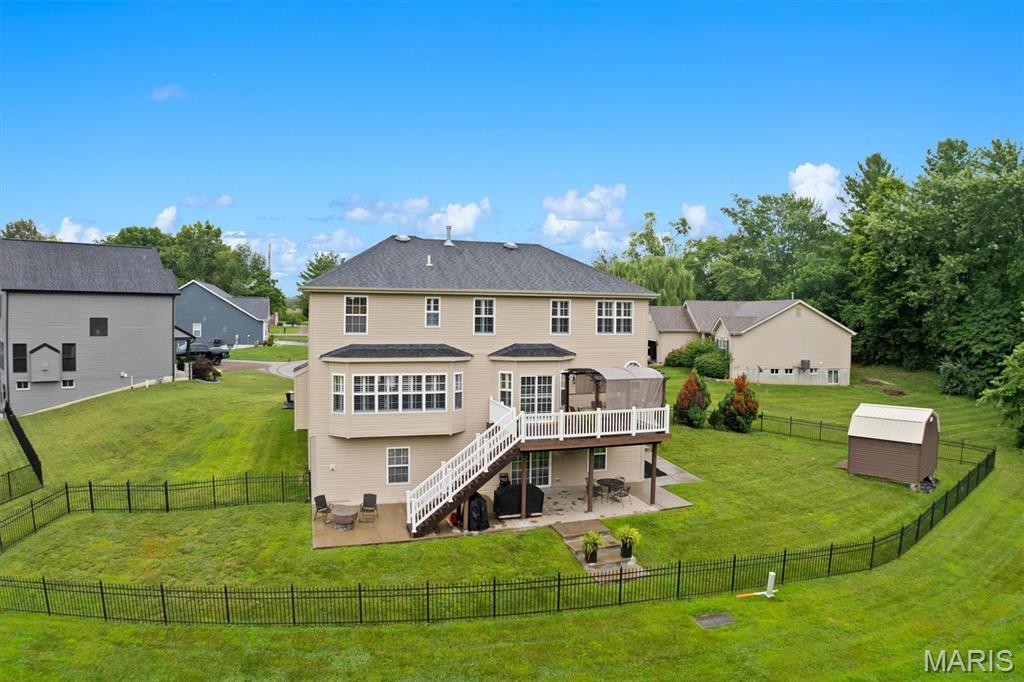 Fairfield Manor - Residential