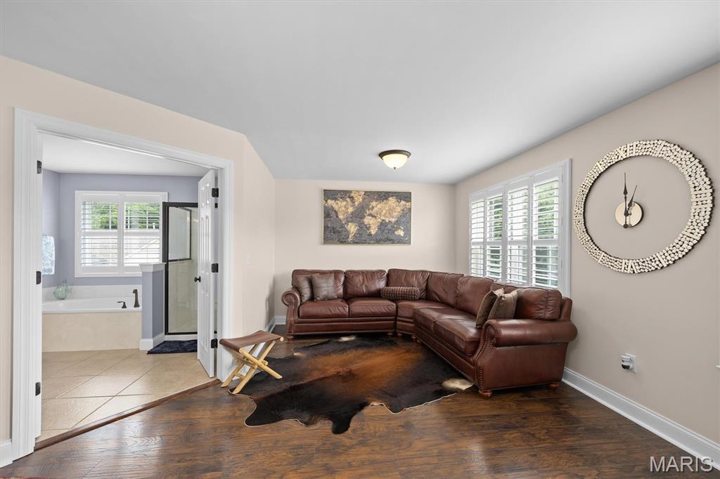 Fairfield Manor - Residential
