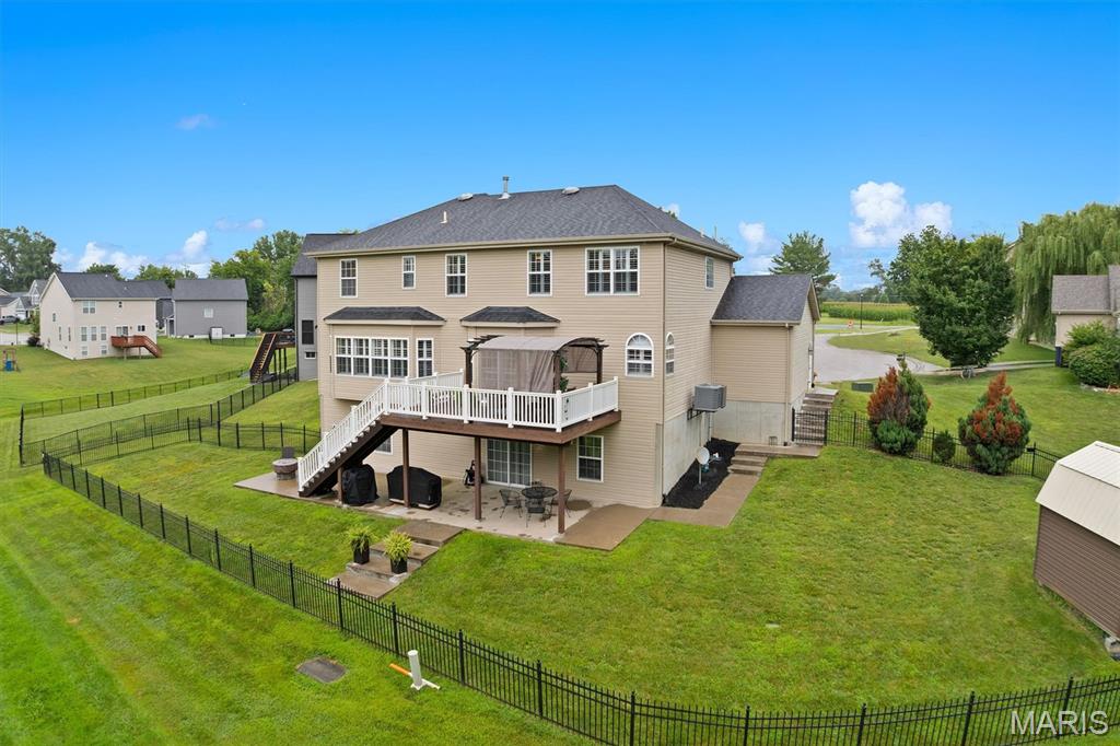 Fairfield Manor - Residential
