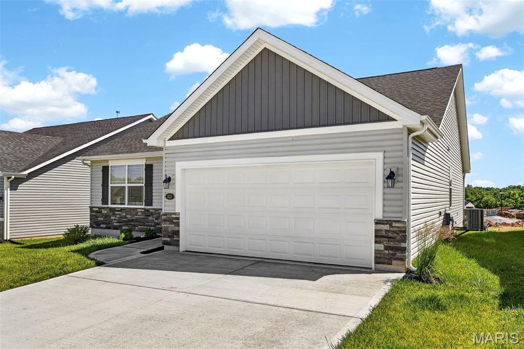 Majestic Lakes - Residential