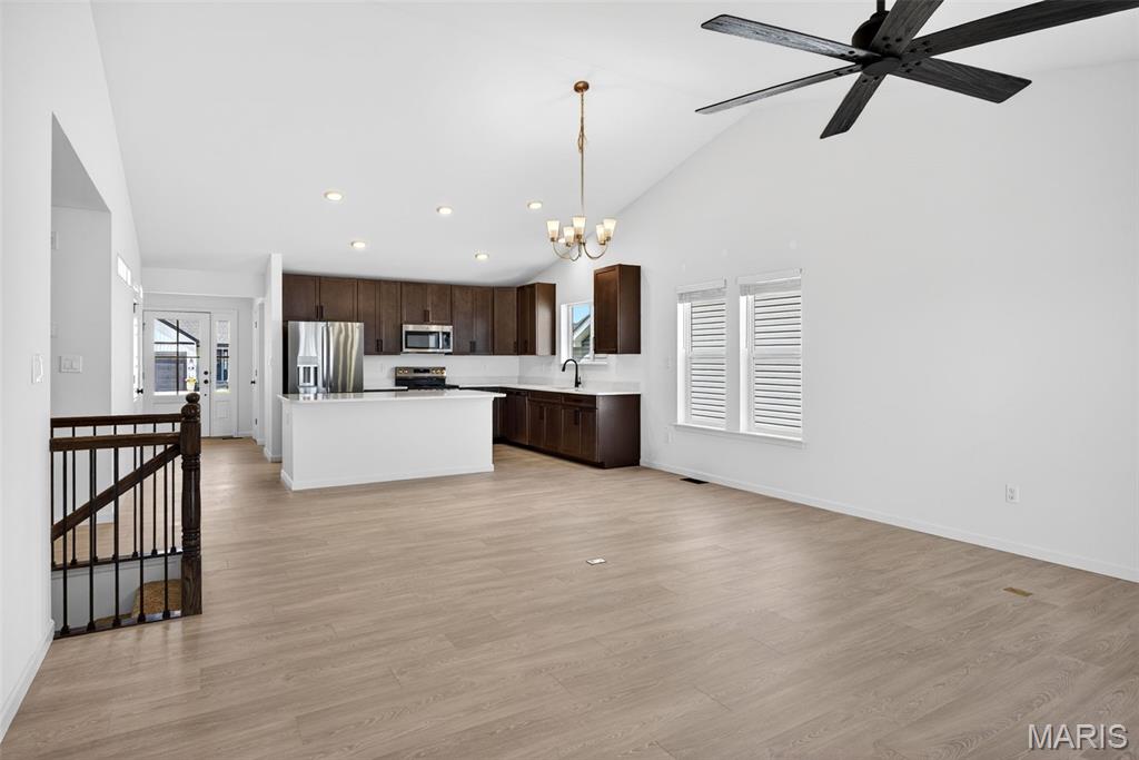 Majestic Lakes - Residential
