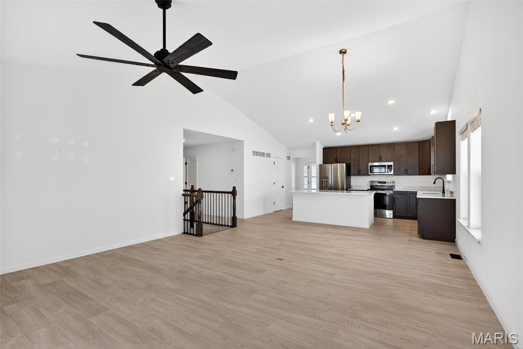 Majestic Lakes - Residential