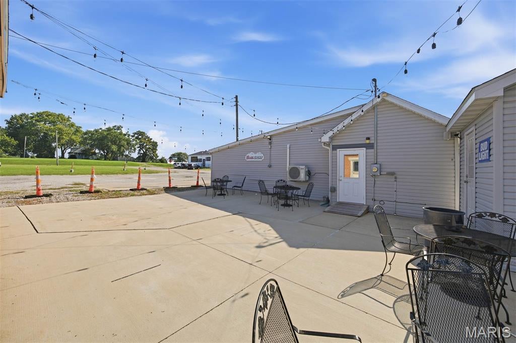 Not in a subdivision - Commercial Sale