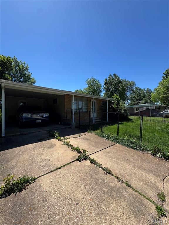 Come check out this 3-bedroom, 1 bathroom home sitting on a double lot in the Farmington School District. This property features all 3 bedrooms on the main floor. Including main floor laundry. The basement is completely unfinished, with opportunity to add more space. Seller Disclosure coming soon. Short sale opportunity.