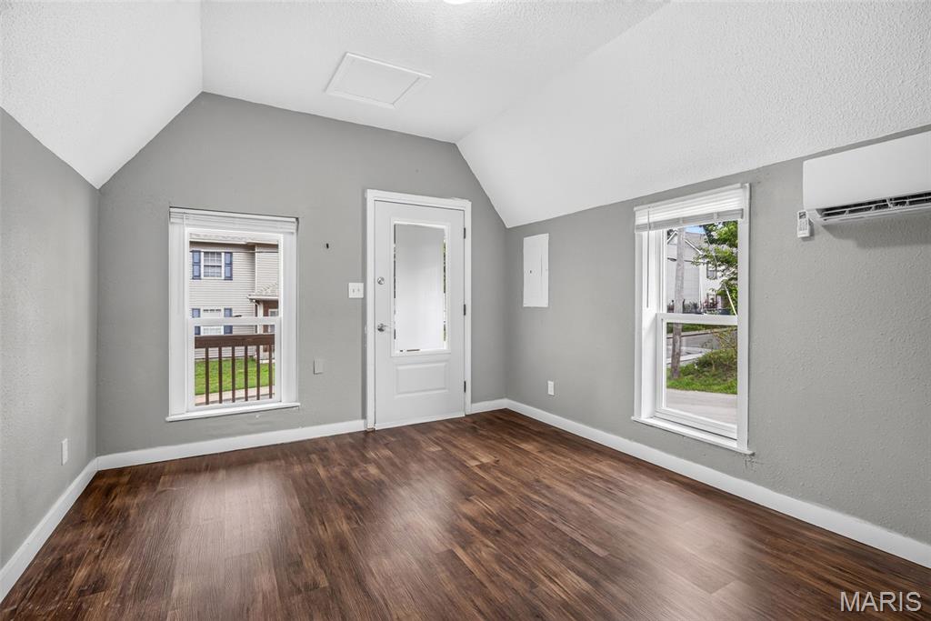 McAllister Daniel - Residential