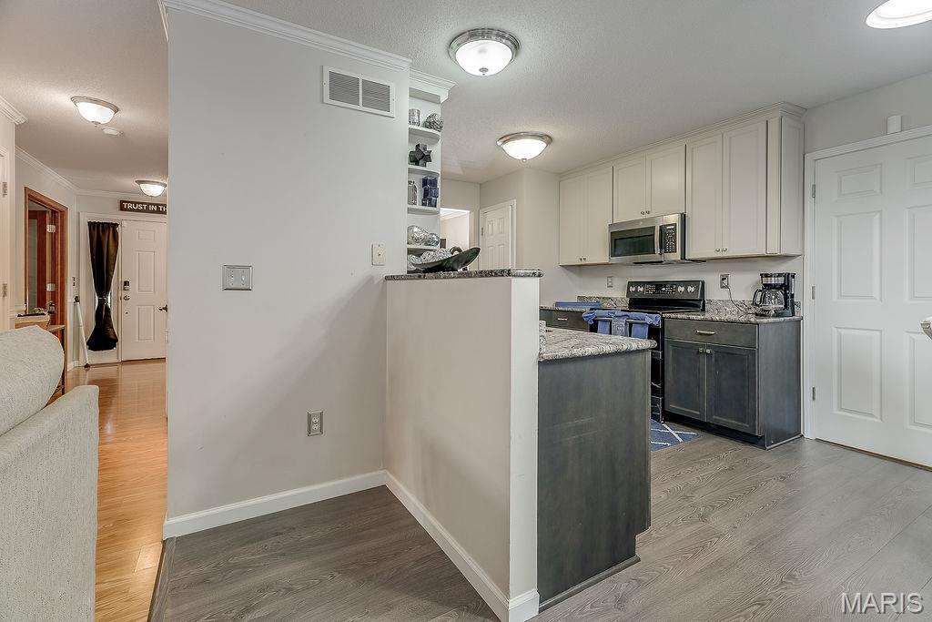 High Valley Lake Estates - Residential