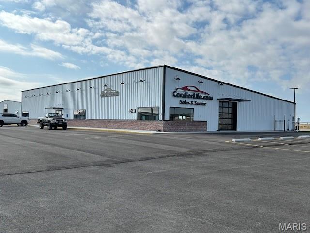 0000 - Commercial Sale