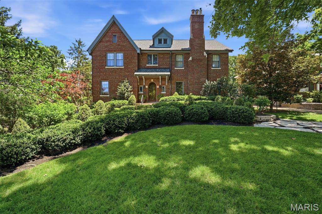 This exceptional Sherwood Forest residence celebrated its 100th year in 2026. Carefully maintained and thoughtfully updated by the current owners over the past 51 years, it combines original architectural character with modern functionality.
Many of the home's original details and finishes remain intact, while a substantial addition enhances both its livability and scale. Set on more than half an acre of beautifully landscaped grounds, the property offers a private and impressive setting.
Notable features include a welcoming entry with a custom stone floor, formal living and dining rooms, an expansive family room with a gas fireplace and French doors leading to a private stone patio, and a spacious eat-in kitchen with direct access to the outdoor living area. The primary suite includes a custom ensuite bath, generous built-ins, and a walk-in closet.
Additional highlights include an elevator serving the garage, main floor, and second floor, an aggregate driveway, and a four-car tuck-under garage.
A property of this caliber is best appreciated in person.