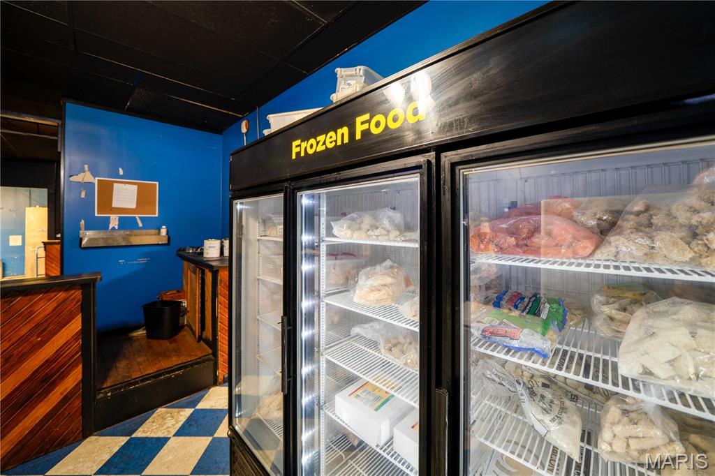 Sanford-Ellis Sub - Commercial Sale