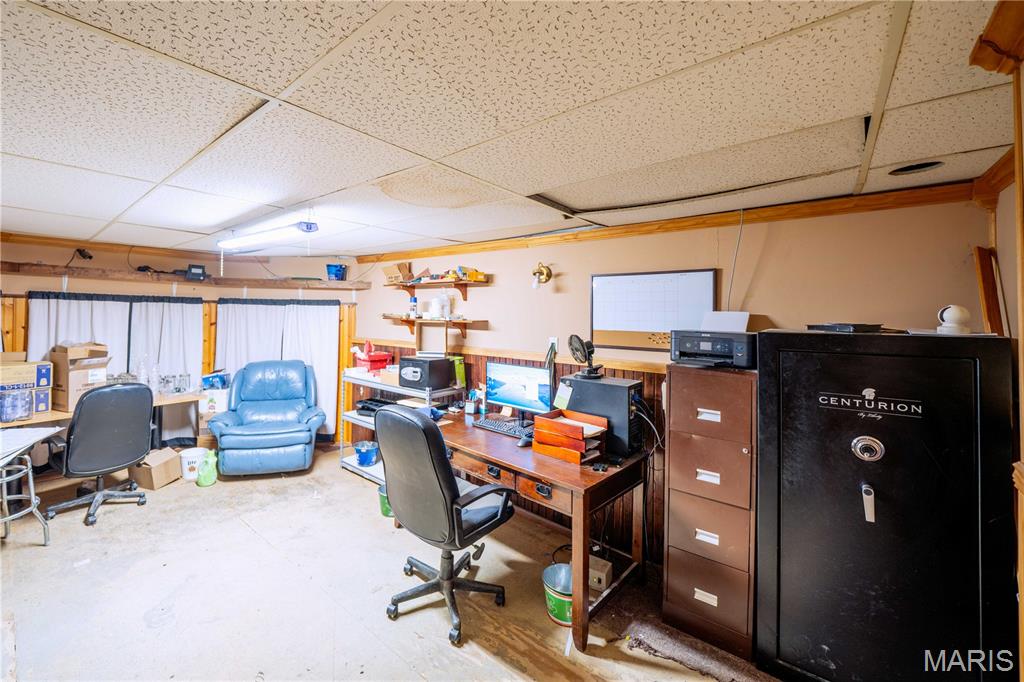 Sanford-Ellis Sub - Commercial Sale