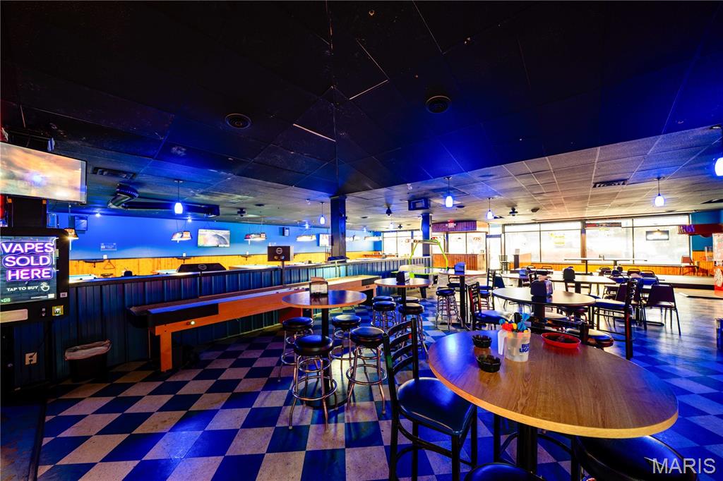 Sanford-Ellis Sub - Commercial Sale