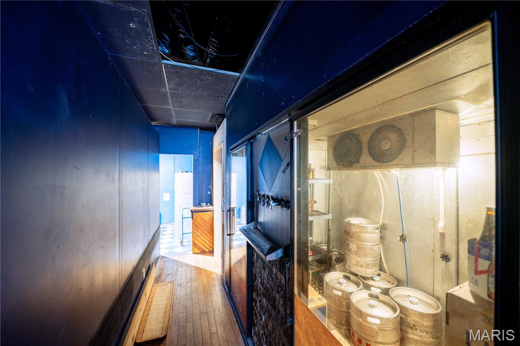 Sanford-Ellis Sub - Commercial Sale