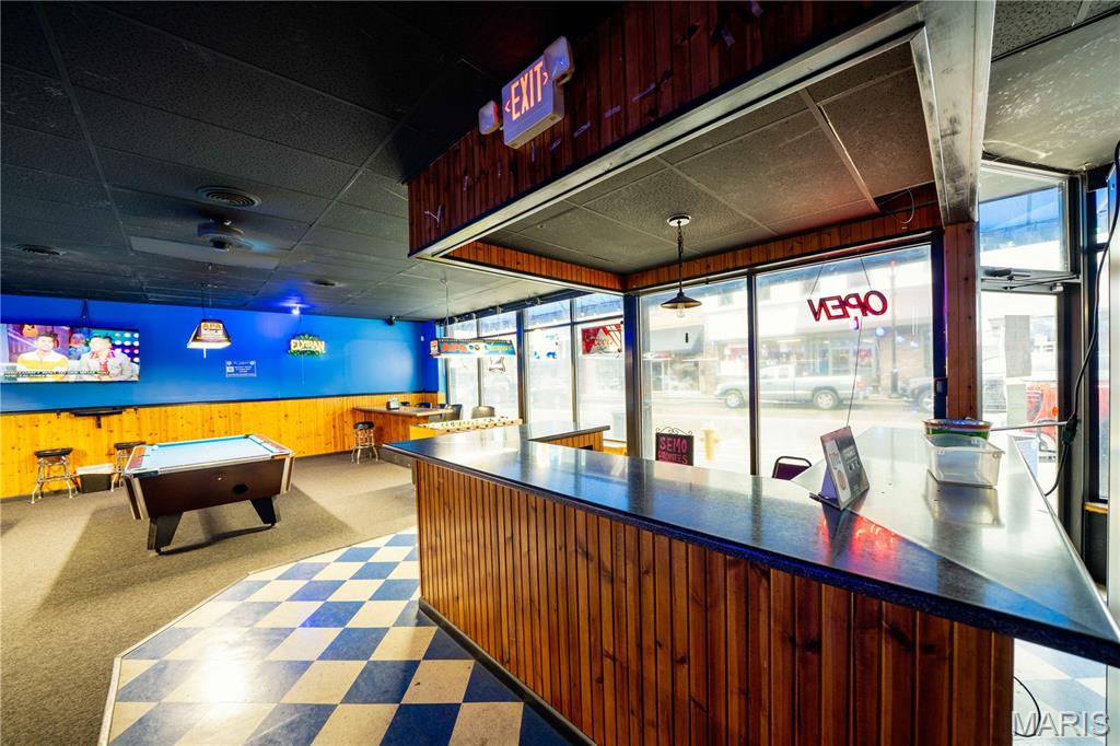 Sanford-Ellis Sub - Commercial Sale
