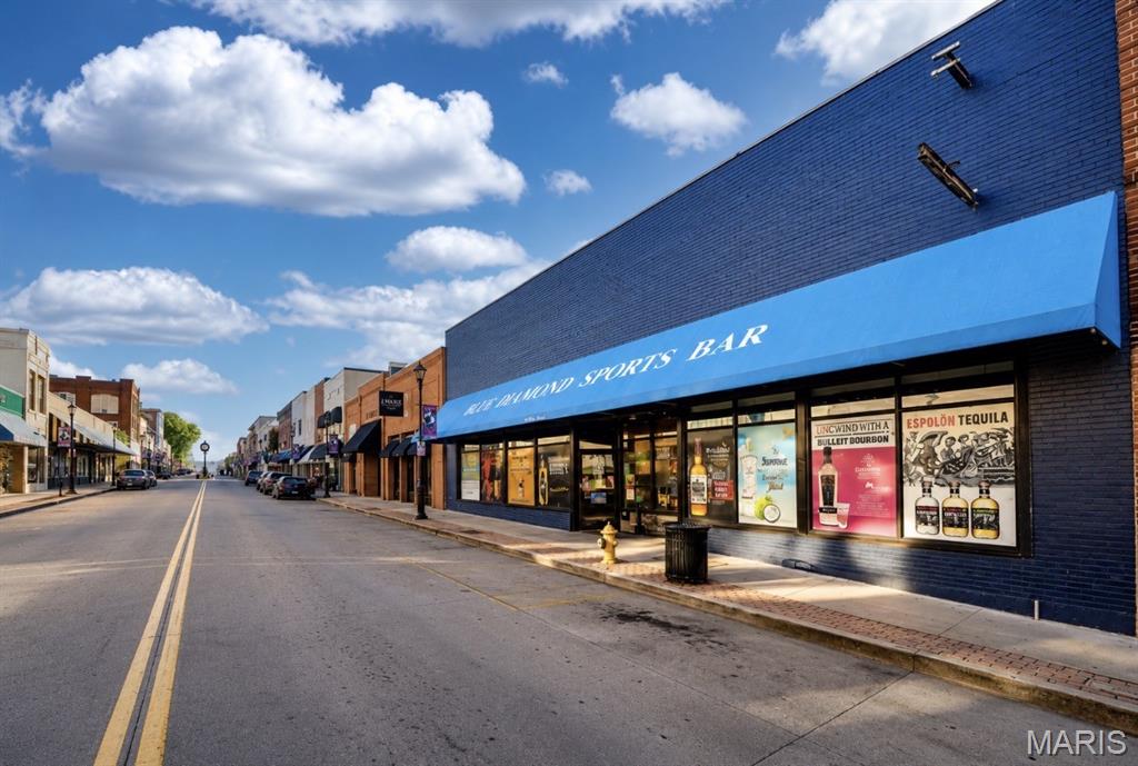 Sanford-Ellis Sub - Commercial Sale