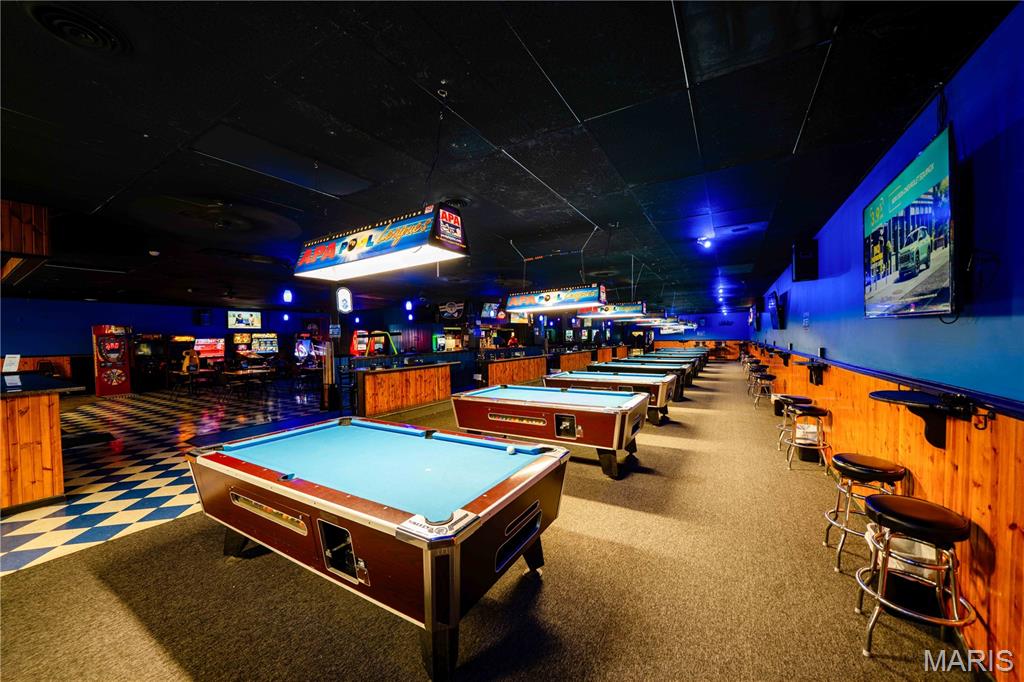 Sanford-Ellis Sub - Commercial Sale