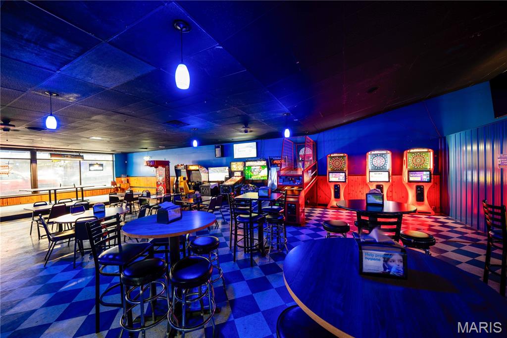 Sanford-Ellis Sub - Commercial Sale