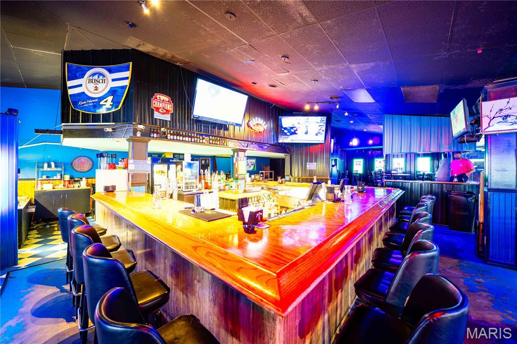 Sanford-Ellis Sub - Commercial Sale