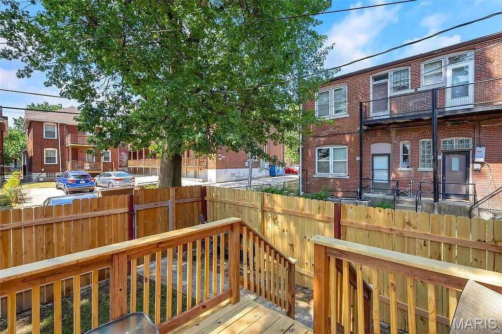 Lindenwood Twnhm - Residential Lease