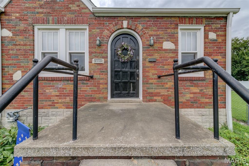 Roosevelt Place - Commercial Sale