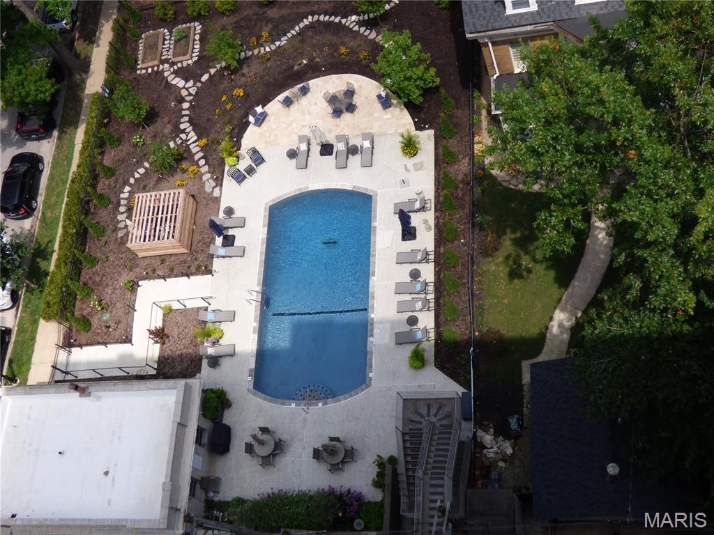 Fullertons Place Add - Residential