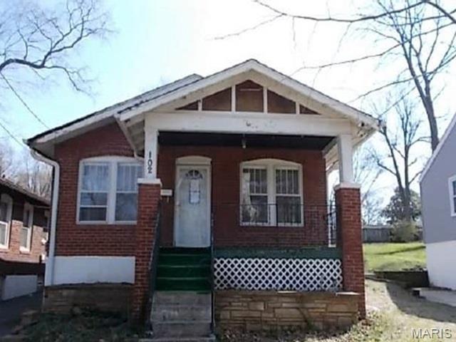 Great opportunity on this bungalow style home with basement. It offers approximately 971 square feet of living space with 2 bedrooms and 1 bathroom. Built in 1924 many repairs and updates are needed but has potential. Ceiling damages. Mold in basement reported. Property sold "AS-IS" without contingencies, repairs, warranties, guarantees or representation as to listing accuracy, property information, photo or other depiction included or described herein. Inspect prior bidding. Auction.