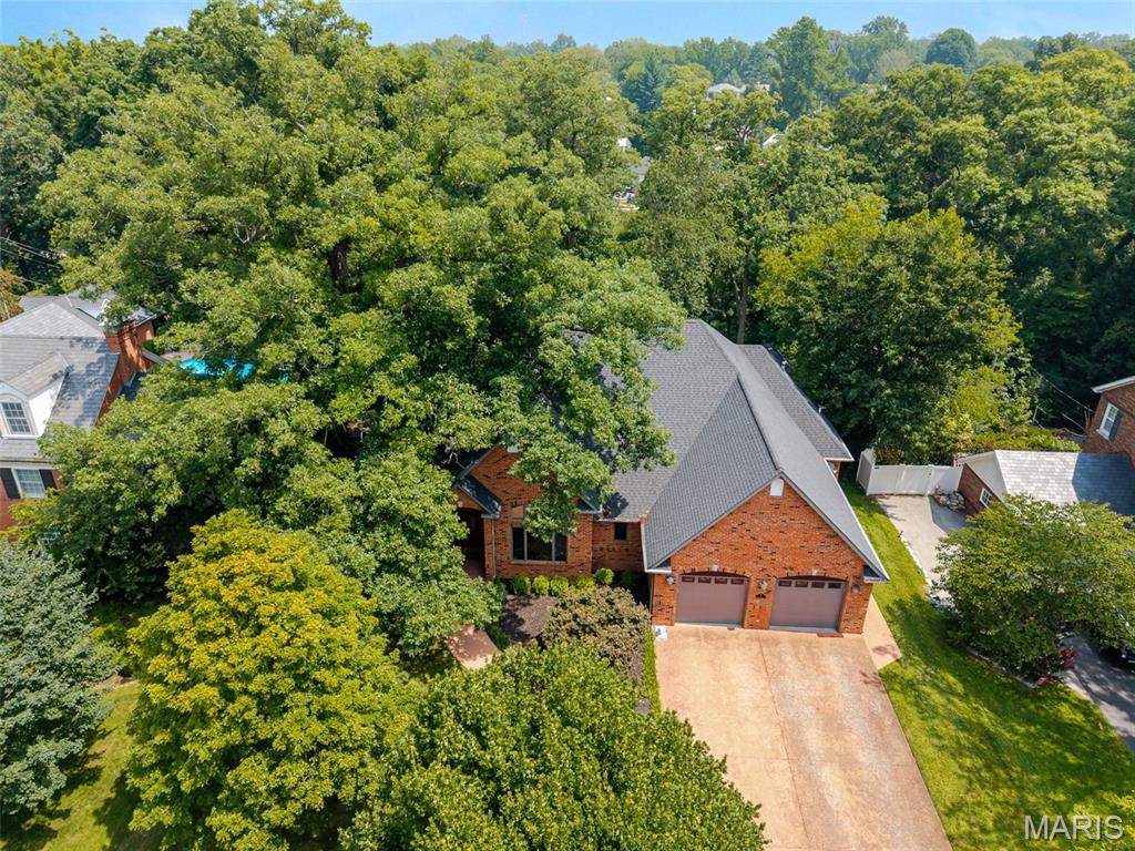 Country Club Place - Residential