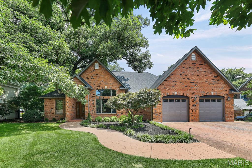 Country Club Place - Residential