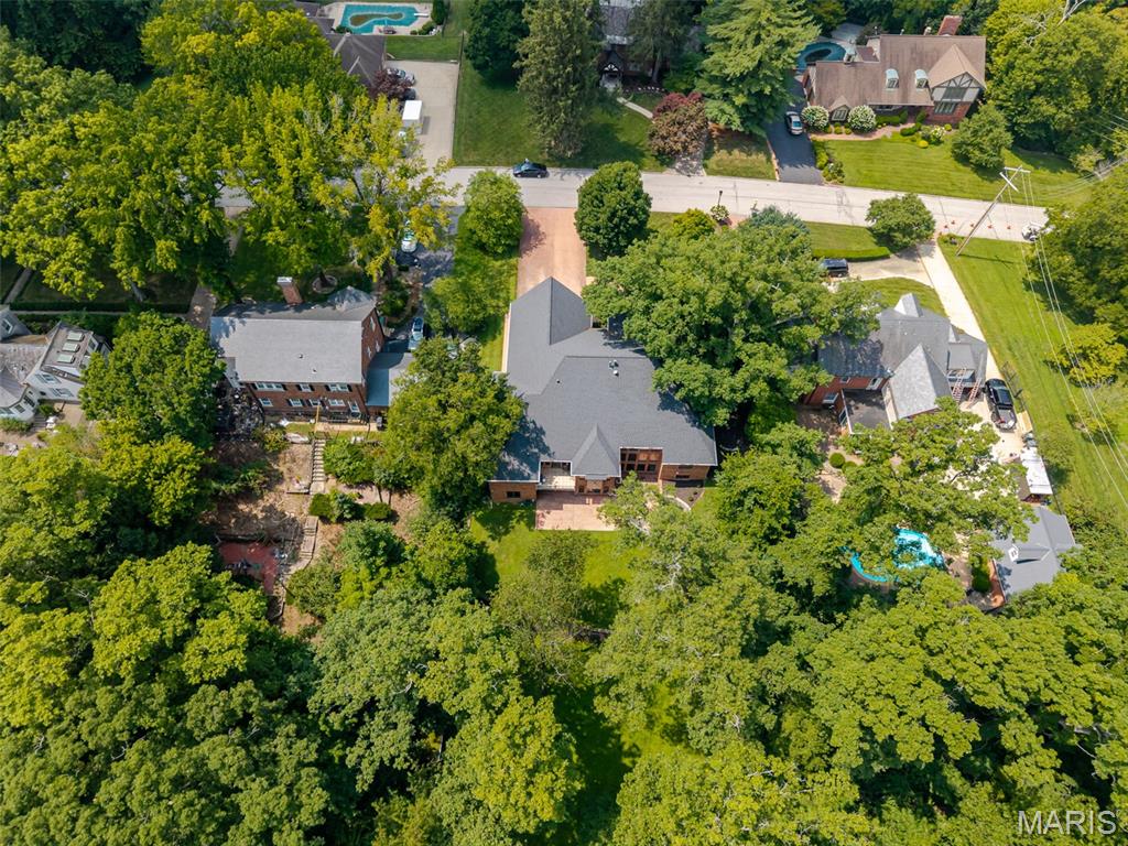 Country Club Place - Residential