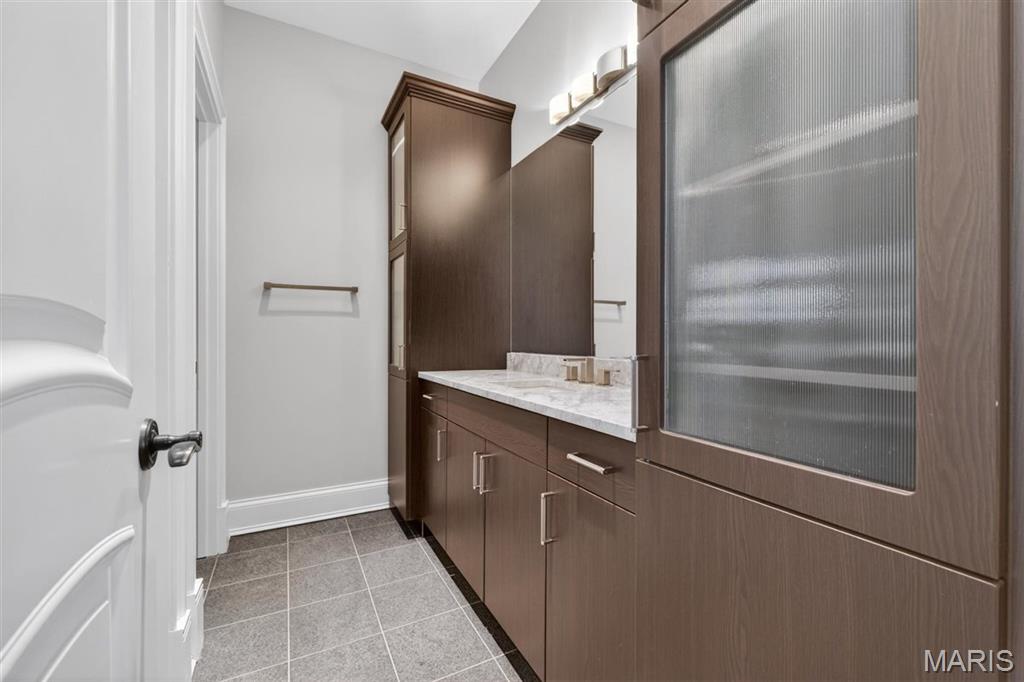 Lynnbrook Add - Residential