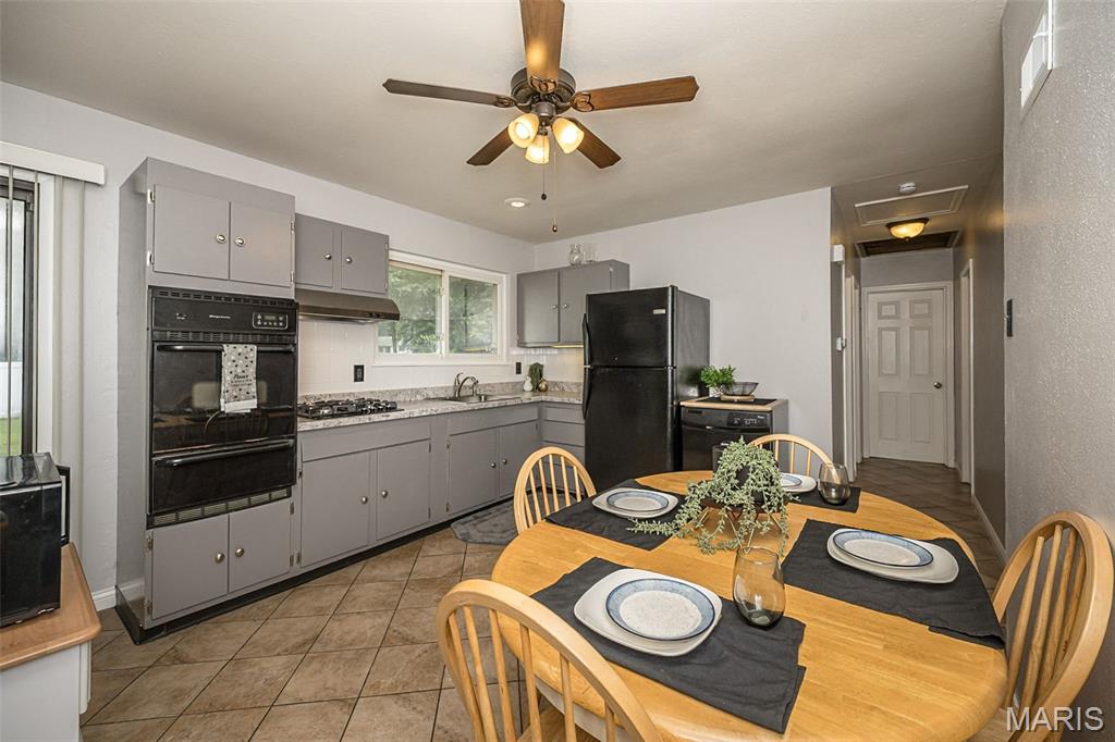 Castle Acres 3 - Residential