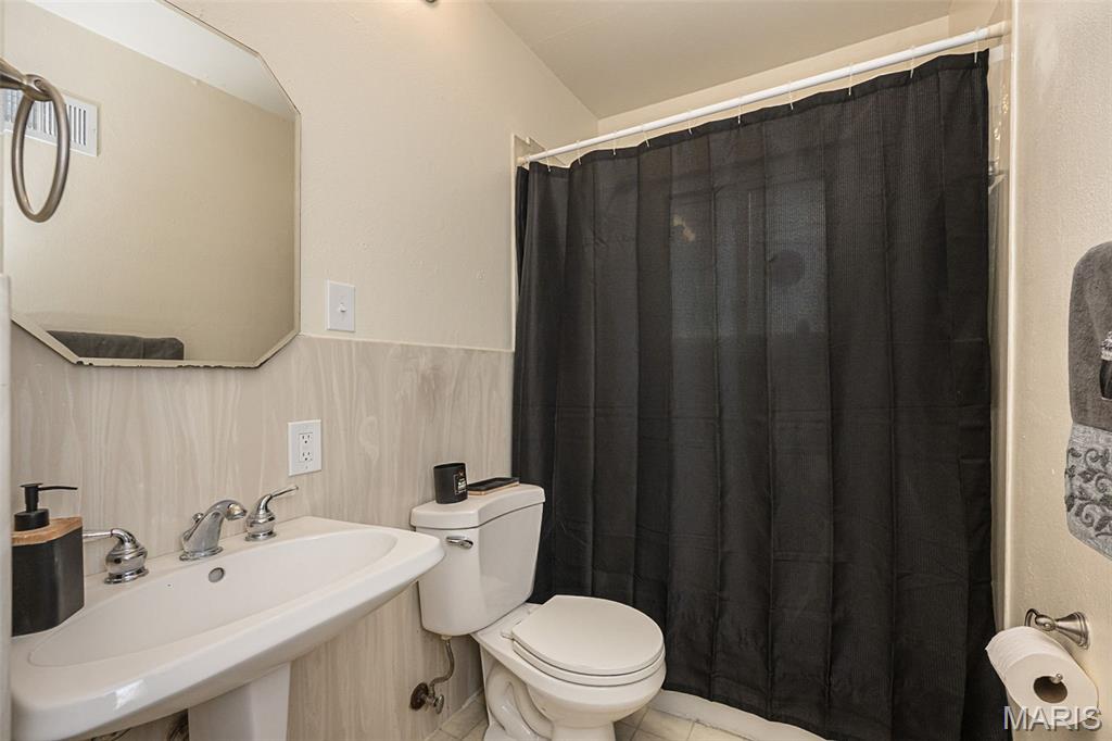 Castle Acres 3 - Residential