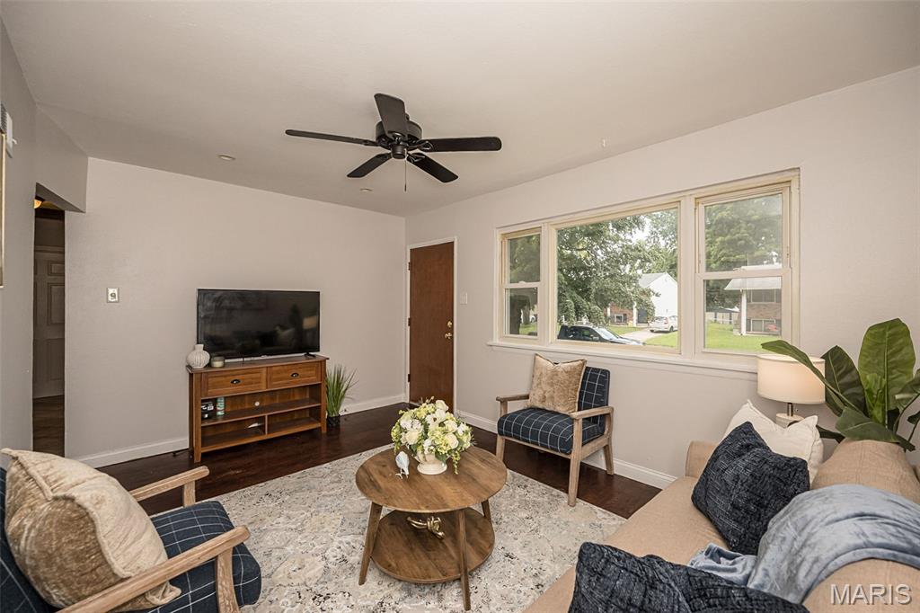 Castle Acres 3 - Residential