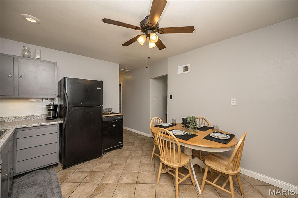 Castle Acres 3 - Residential