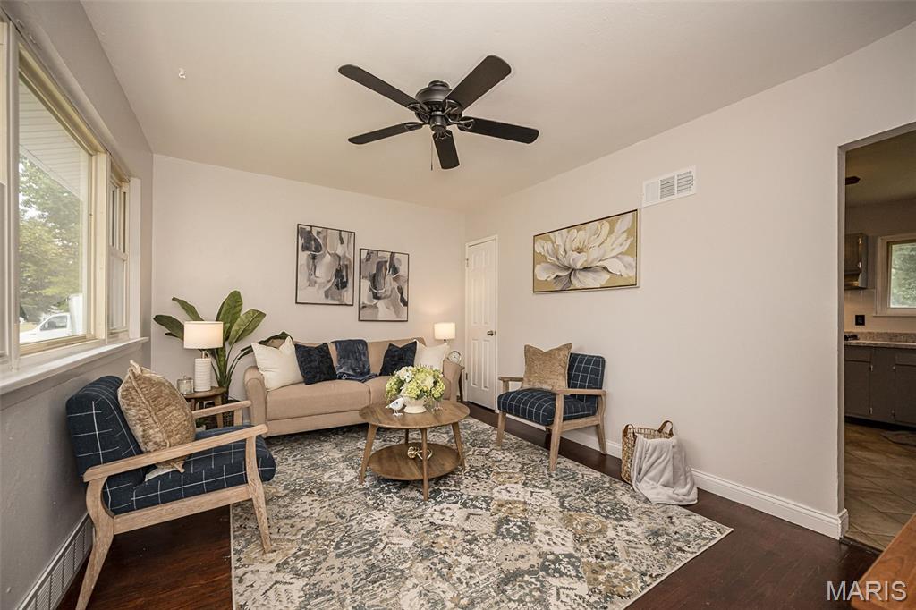 Castle Acres 3 - Residential