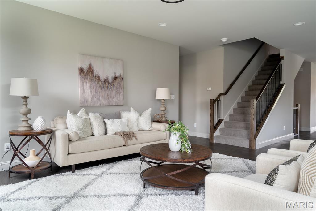 The Pointe @ Brightleaf Manor Villas - Residential
