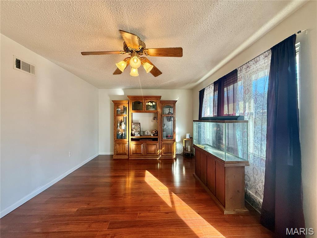 Part/Green Vly Acres 11 - Residential