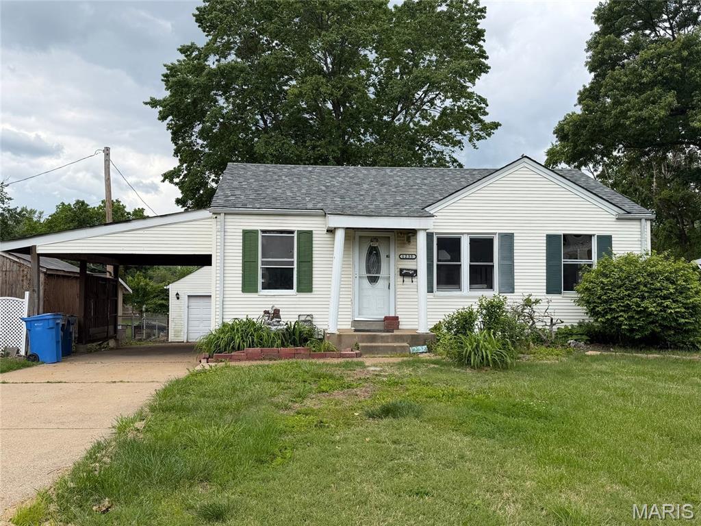 Don't miss this charming ranch style home, offering 2 bedrooms, 1 full bathroom, basement with half bath fenced yard, and attached garage. Ideally located near major thoroughfares, this property is brimming with potential and ready for your personal finishing touches. A fantastic opportunity you won't want to pass up!