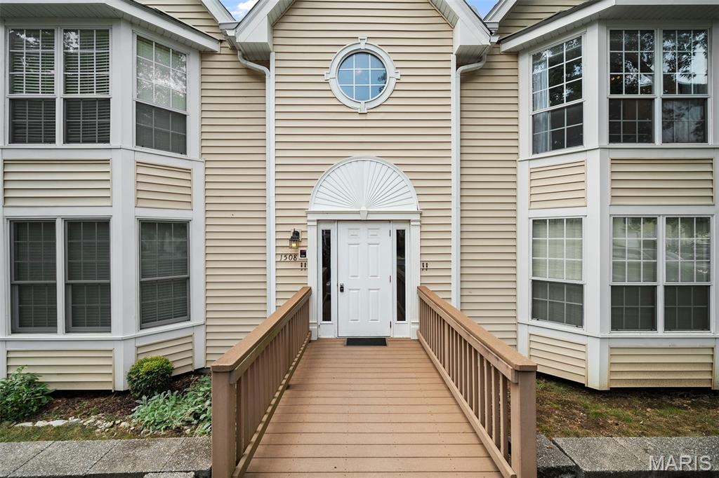 Spring Hill Farm Condo 13th - Residential