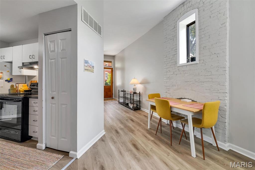 Moulton Add - Residential Income