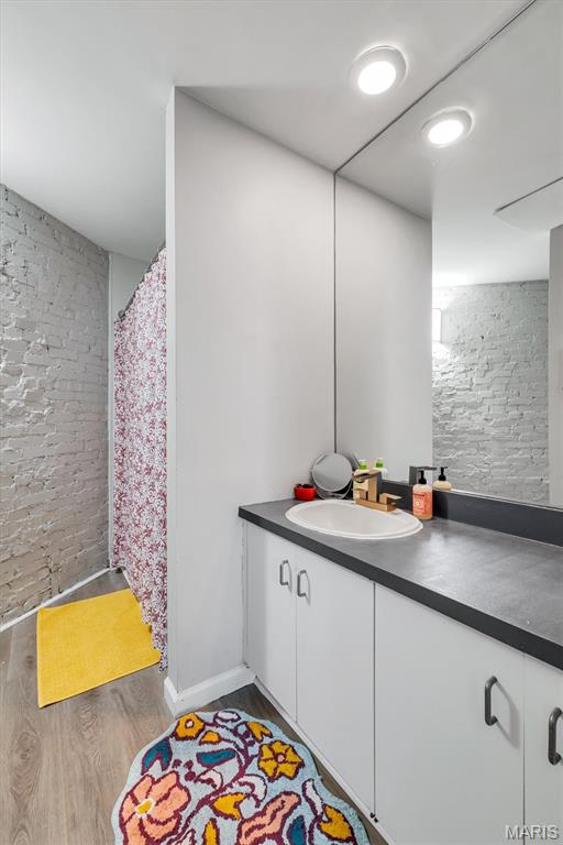 Moulton Add - Residential Income