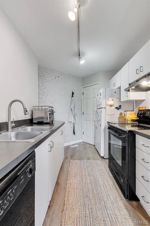 Moulton Add - Residential Income