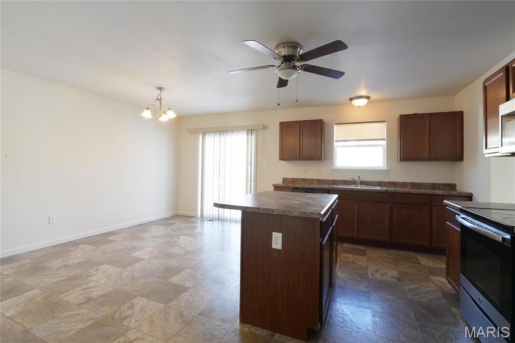 Peruque Hills Estates #5 - Residential Lease