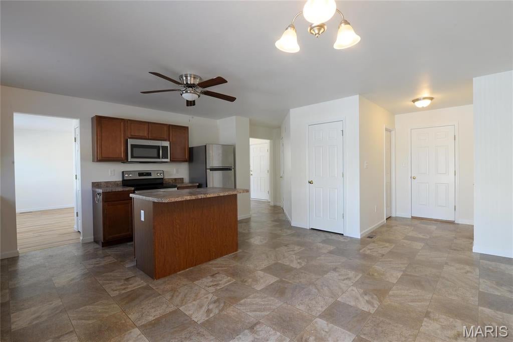 Peruque Hills Estates #5 - Residential Lease