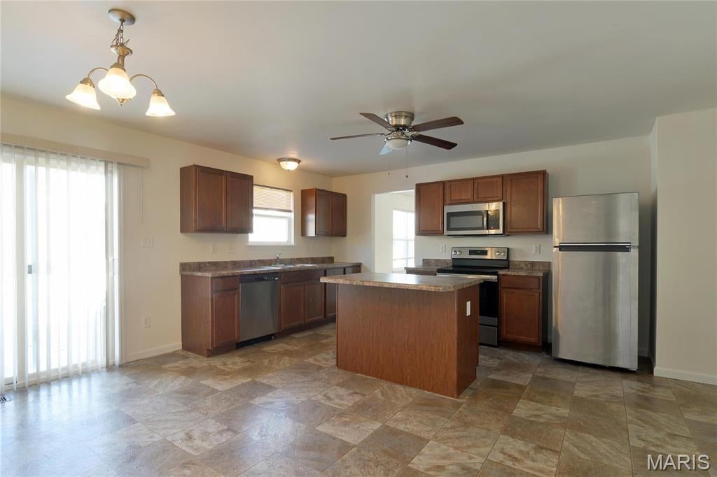 Peruque Hills Estates #5 - Residential Lease