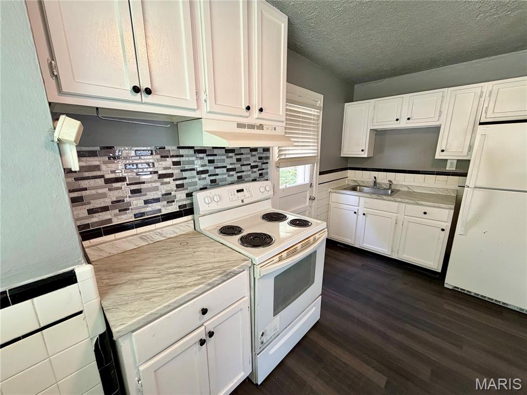 Flordell Hills 2 - Residential Lease
