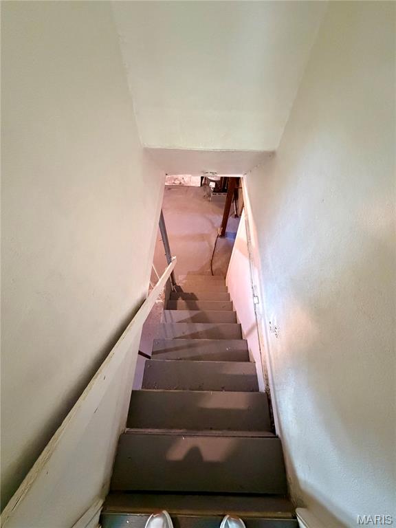 Flordell Hills 2 - Residential Lease