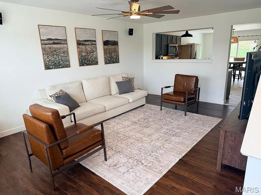 Pearson Pointe Villa - Residential