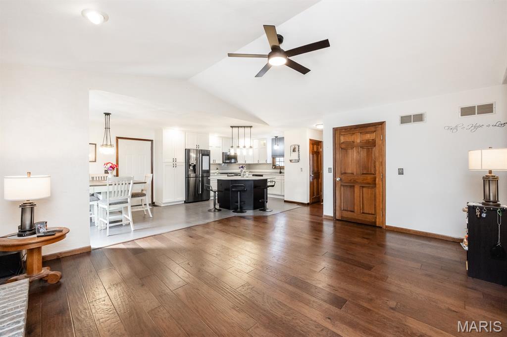 Hunters Creek 1st Add - Residential