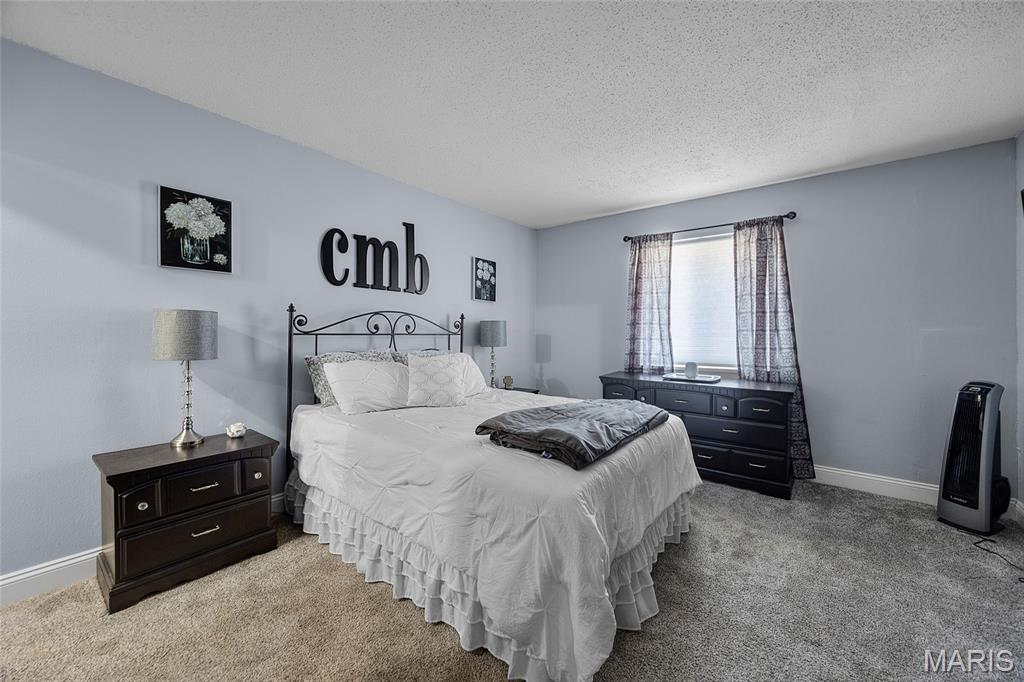 Oakville Commons Condo - Residential